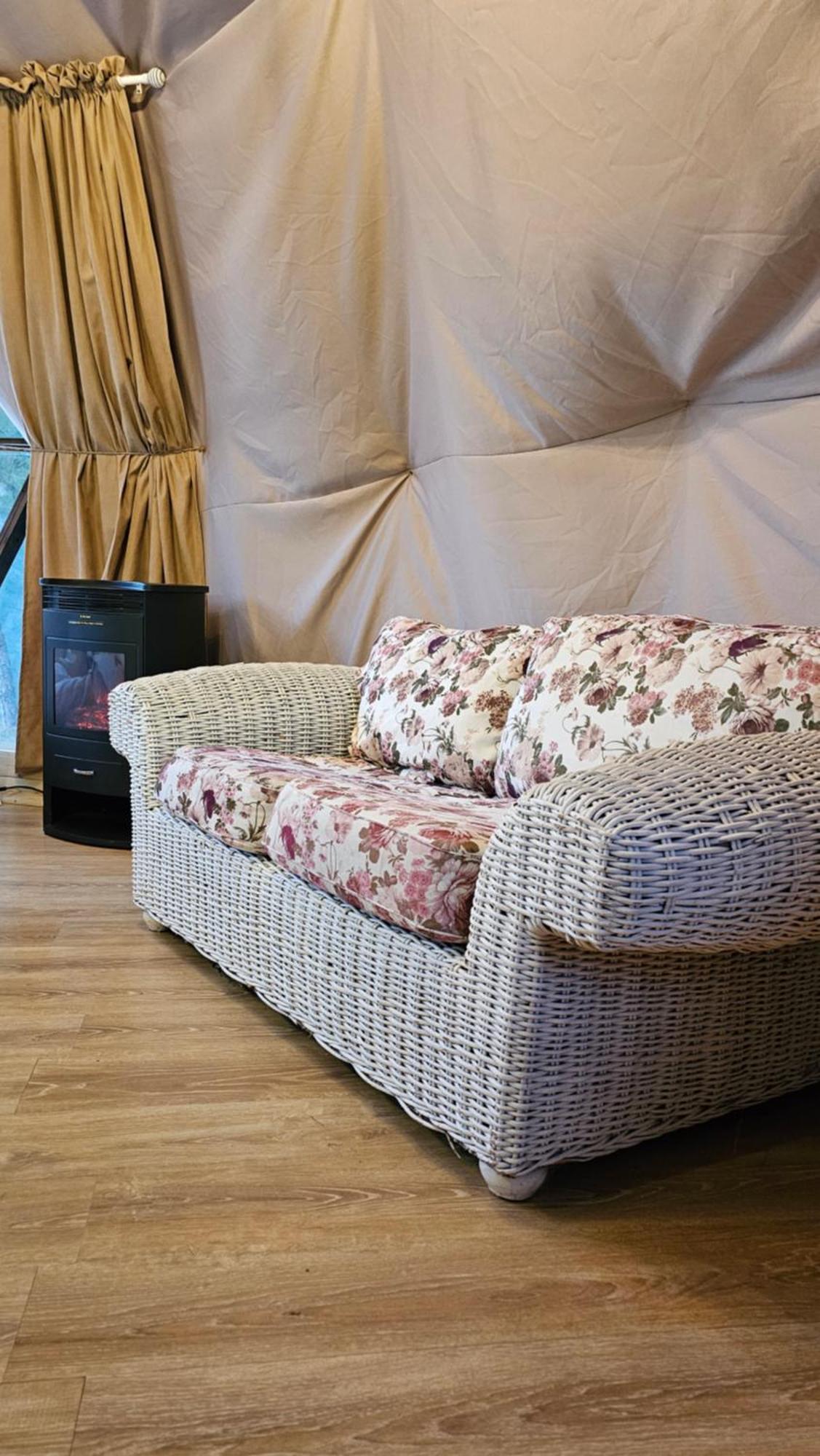 У Дачі Для Своїх Guest House Novyye Bezradichi Ngoại thất bức ảnh