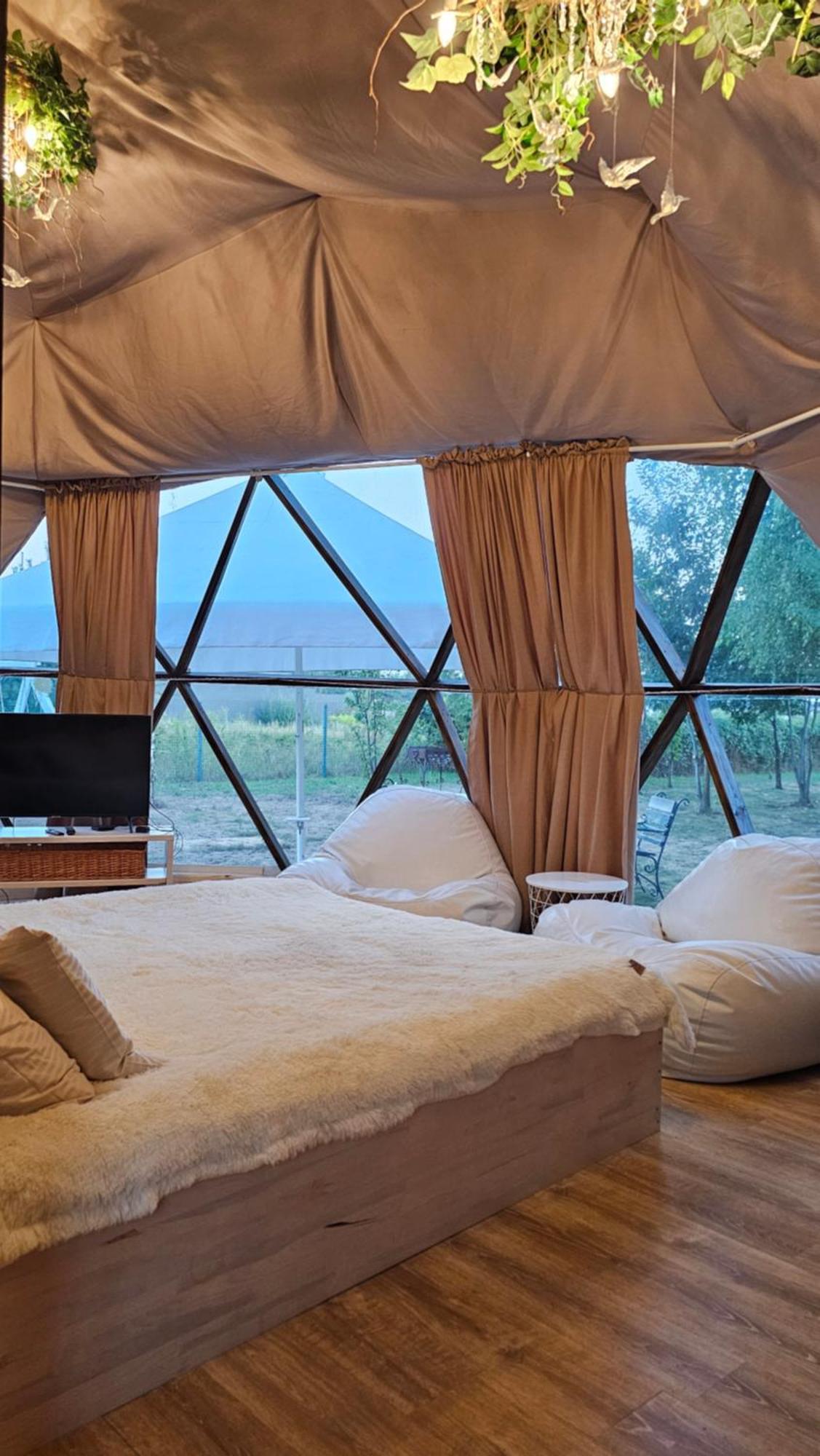 У Дачі Для Своїх Guest House Novyye Bezradichi Ngoại thất bức ảnh