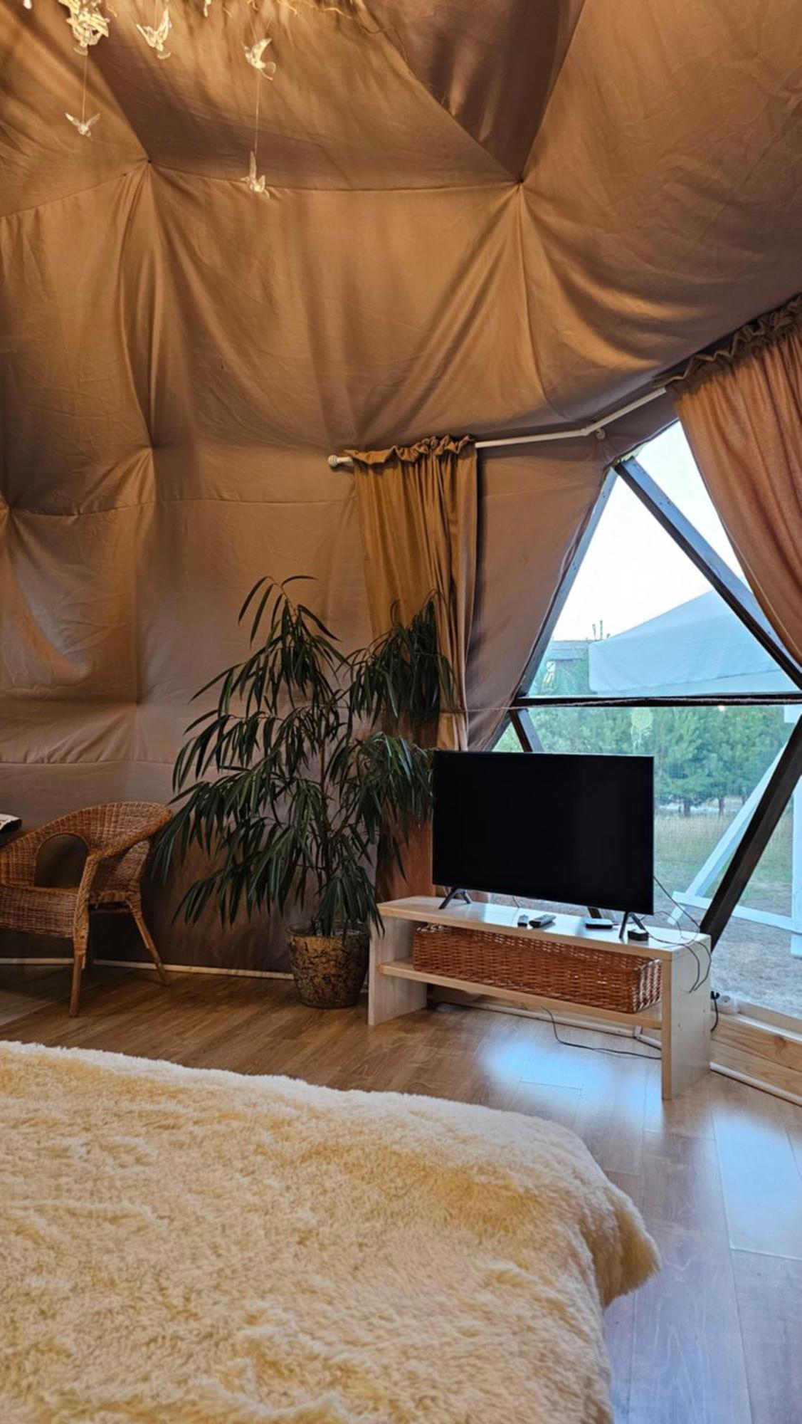 У Дачі Для Своїх Guest House Novyye Bezradichi Ngoại thất bức ảnh