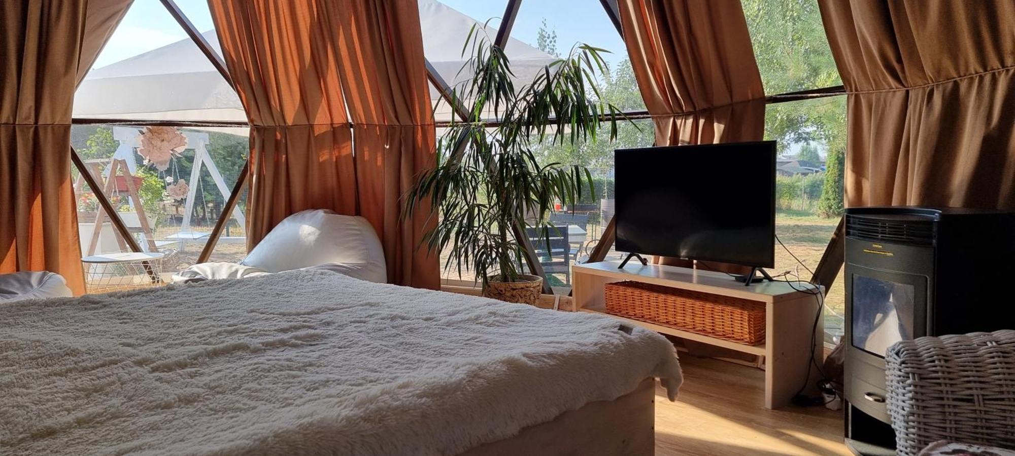 У Дачі Для Своїх Guest House Novyye Bezradichi Ngoại thất bức ảnh