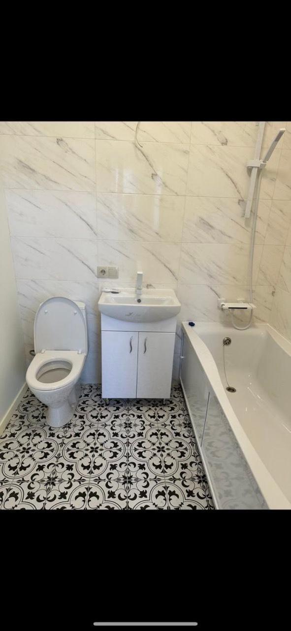 У Дачі Для Своїх Guest House Novyye Bezradichi Ngoại thất bức ảnh